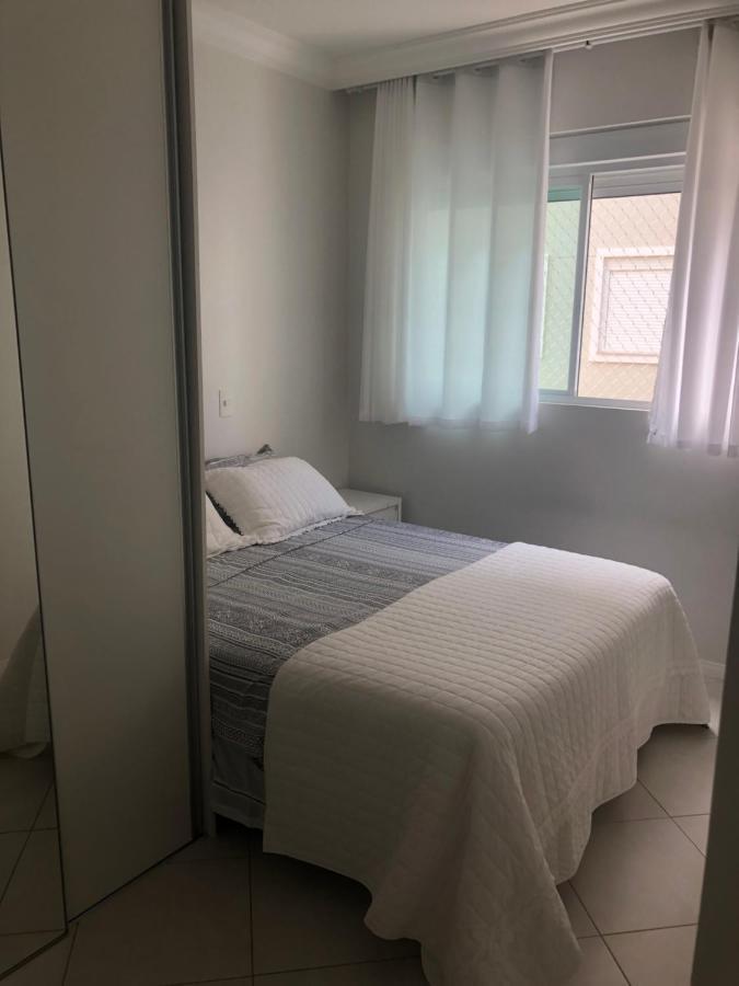 Apartamento Ravena - Praia Dos Ingleses フロリアノポリス エクステリア 写真